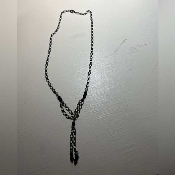 Jewelry - Womens black 16” chain necklace. Gently used. Has accent black beads.